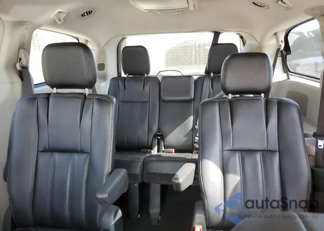 2C4RC1BG2GR298601: 67148205