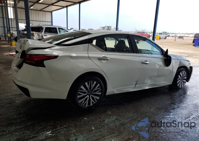 1N4BL4DV1SN400013: 67299145