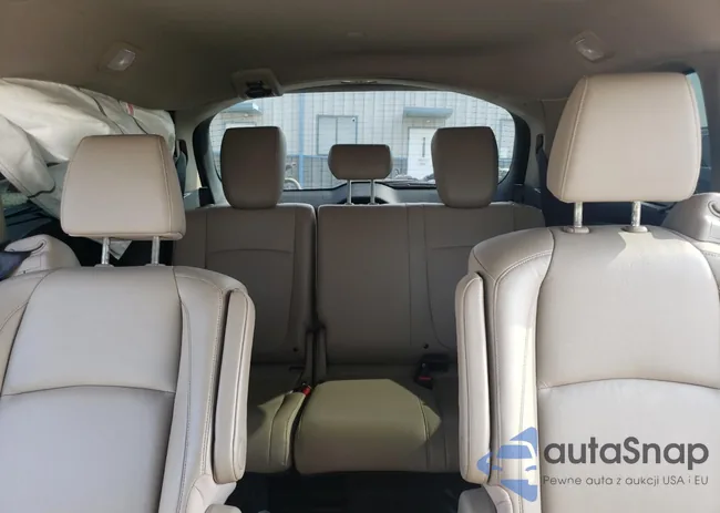 5FNRL6H82JB027084: 67728705