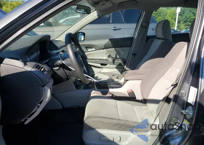 1HGCP26428A145918: 69980525