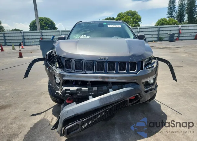 3C4NJDDB5JT451371: 67689675