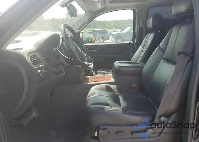 1GNSCJE00CR101481: 69094655