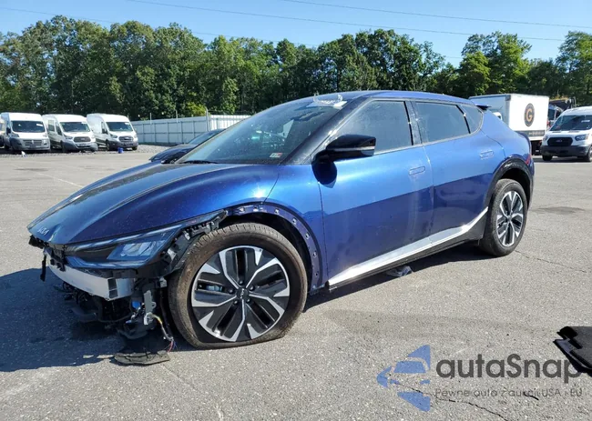 KNDC34LA3P5612125: 69844545