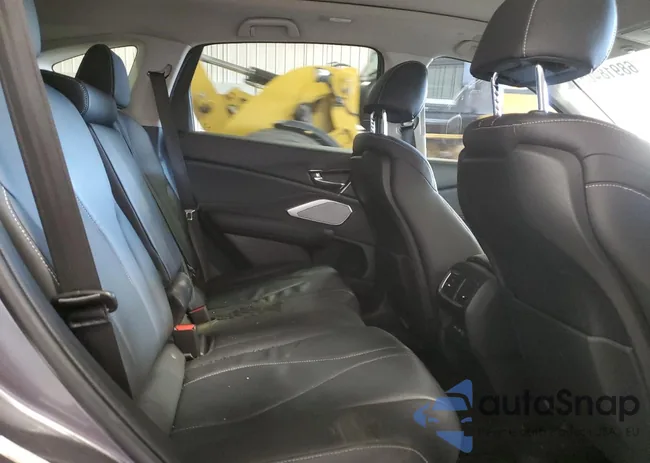 5J8TC2H51ML002135: 68918405