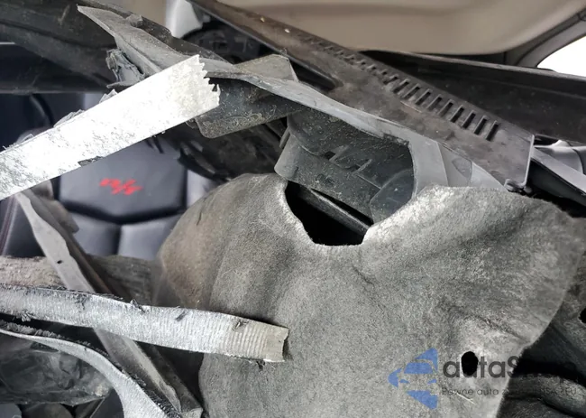 1C4SDHCT2DC617213: 68803365