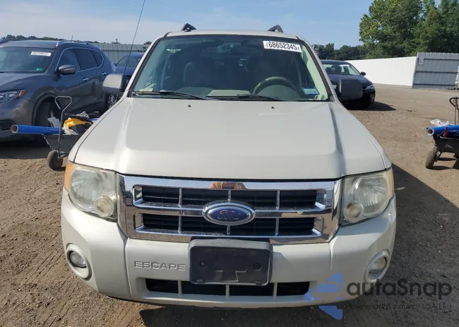 1FMCU03148KB86711: 68652345