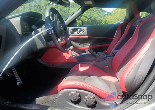 JN1BZ4BH0RM363030: 69657325