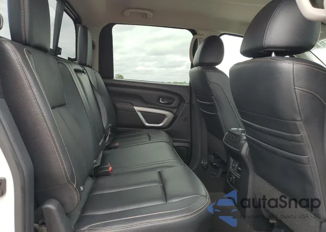 1N6AA1E54JN546653: 67518155