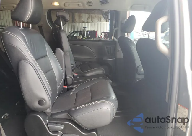 5TDXZ3DC9JS926552: 68366525