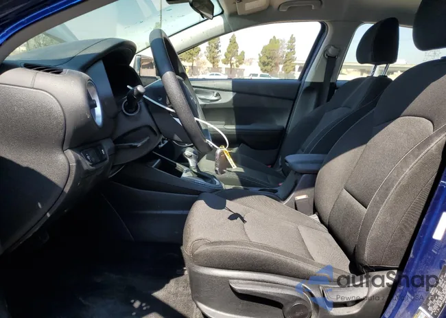 3KPF24AD4PE578875: 70065645