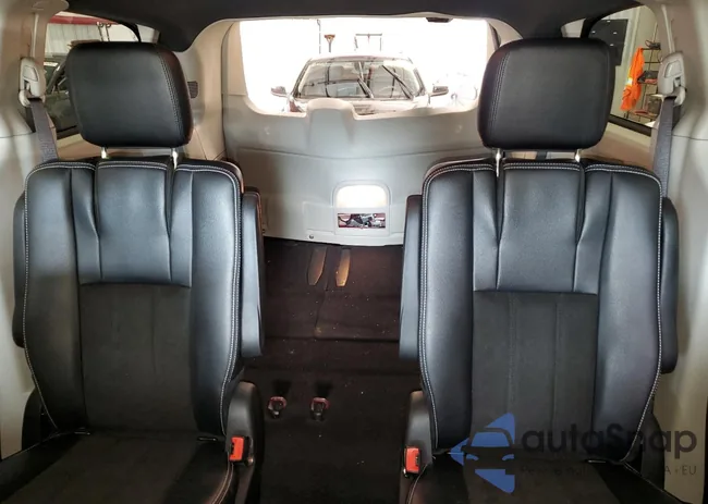 2C4RDGCG0KR699085: 68458615