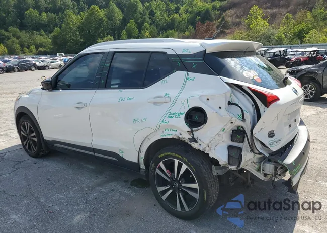 3N1CP5DVXLL554703: 69731685