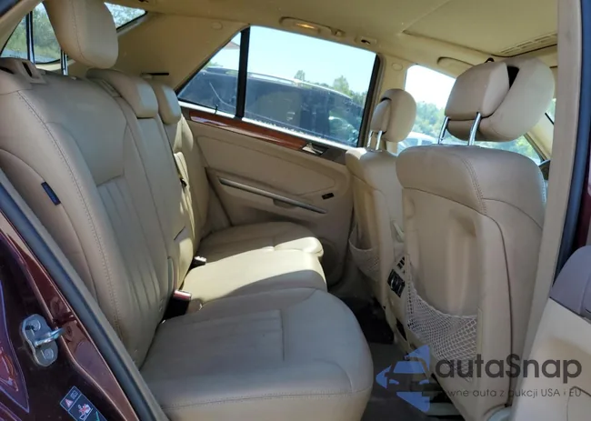 4JGBB86E78A365152: 68274465