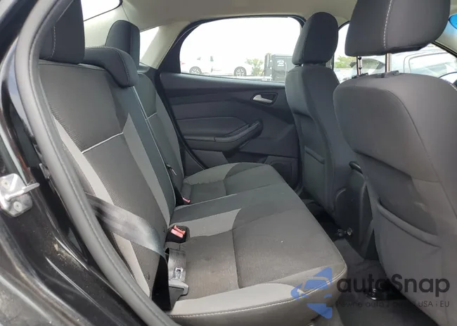 1FADP3F27DL263958: 68863075