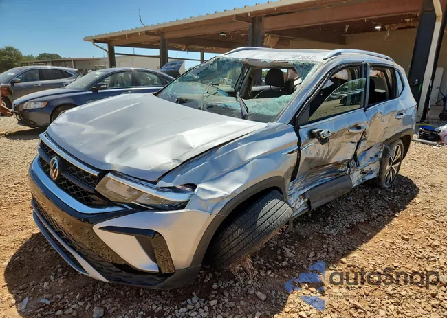 3VVTX7B21NM084156: 70636645