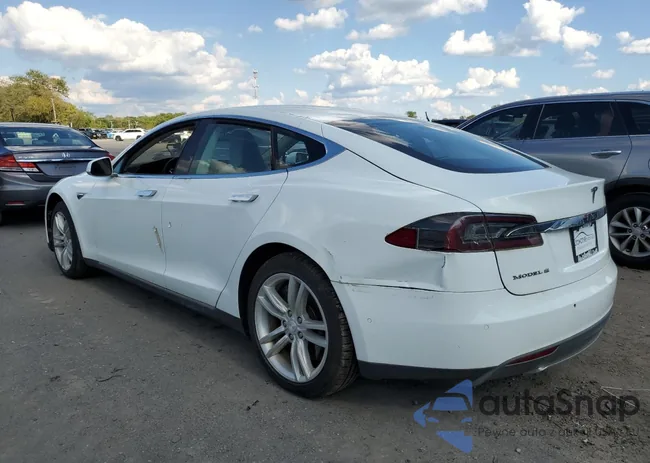 5YJSA1H1XEFP55657: 71102115