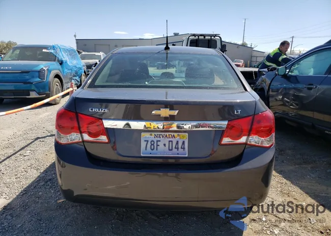 1G1PE5SB3E7399814: 69870375