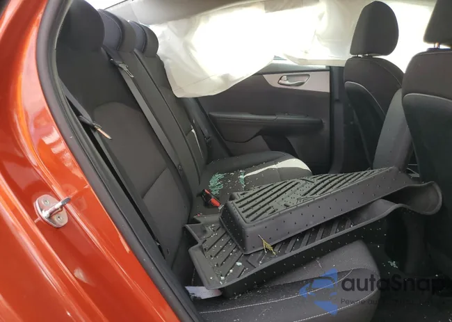 3KPF24AD3PE531353: 70886345