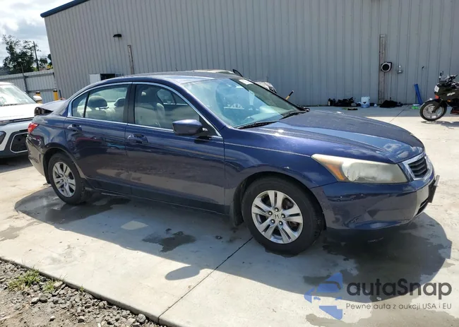 1HGCP26418A121481: 67929145