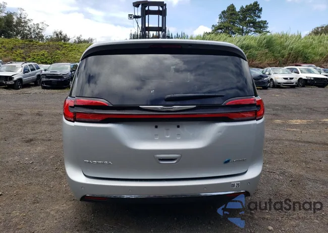 2C4RC1S71RR166741: 70136935