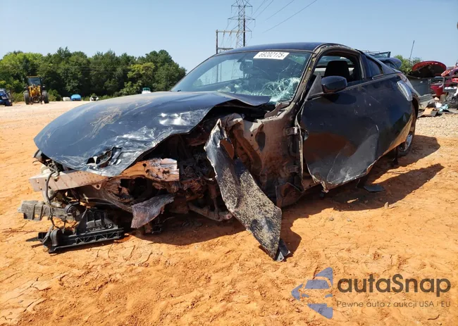 JN1BZ34DX8M702573: 69202175