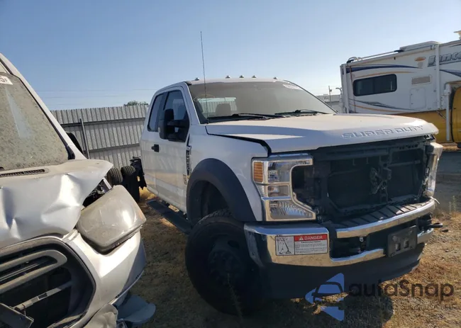 1FD0X5HT5LED79944: 52001775