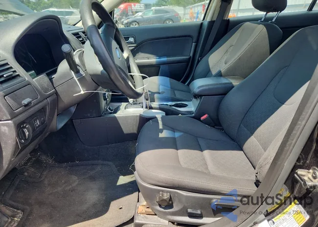 3FAHP0HG7AR195635: 68140845