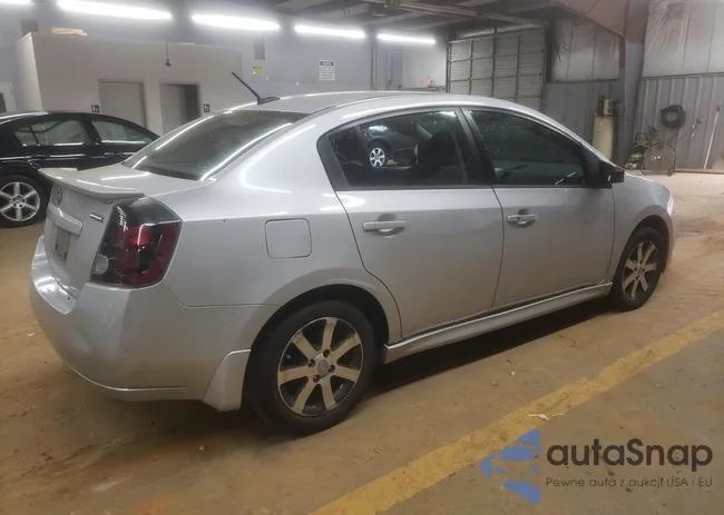 3N1AB6AP4CL785646: 67096085