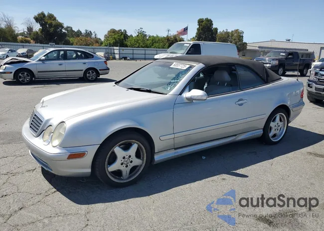 WDBLK70G1YT031649: 68557725