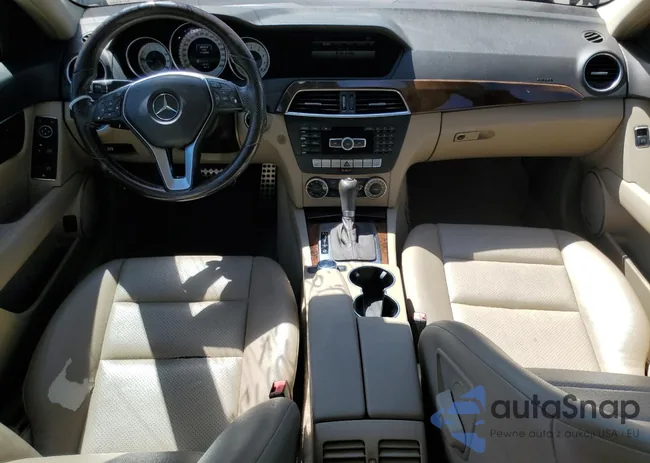 WDDGF4HB3EA933053: 70378005