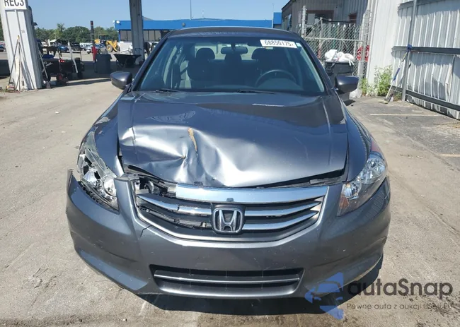 1HGCP2F32BA065422: 68850175