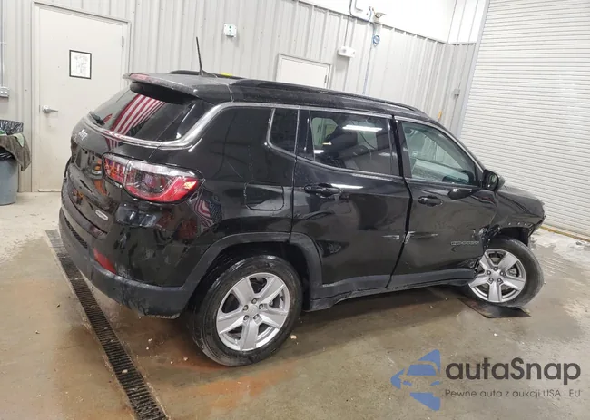 3C4NJDBB4NT217361: 68750305