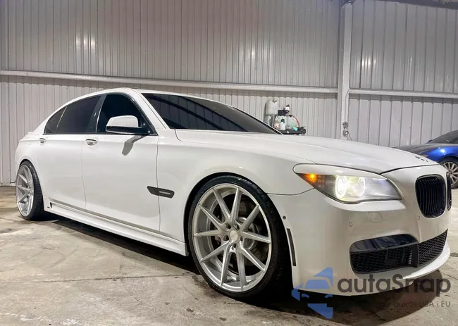 WBAKB8C58ACY64395: 68226865