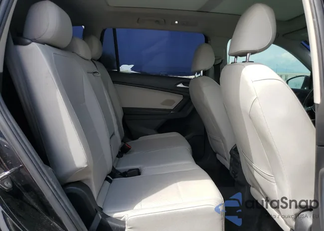 3VV3B7AX6LM115376: 70205545