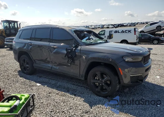 1C4RJKBGXR8593603: 67968675