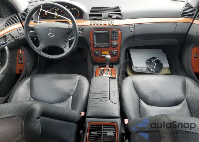 WDBNG70J1YA067519: 70479095