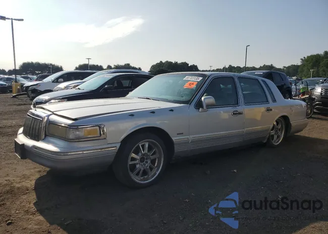 1LNLM82WXSY766237: 68703135