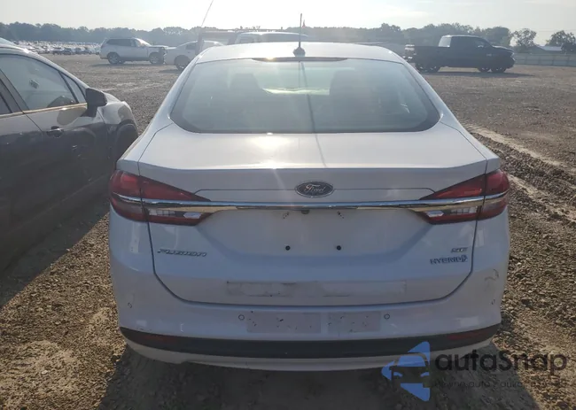 3FA6P0LUXJR118844: 73201664