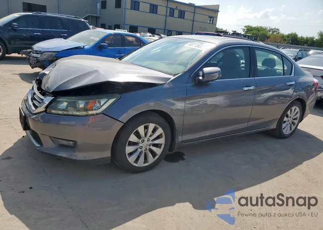 1HGCR3F81FA009215: 68773685