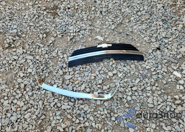 1G1ZS58FX7F310485: 92431075