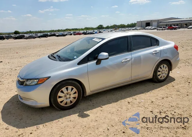 2HGFB2F54CH612271: 70379795