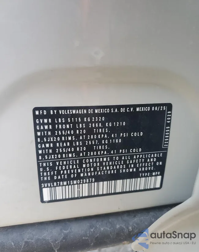 3VVLR7RM1SM029879: 70231525