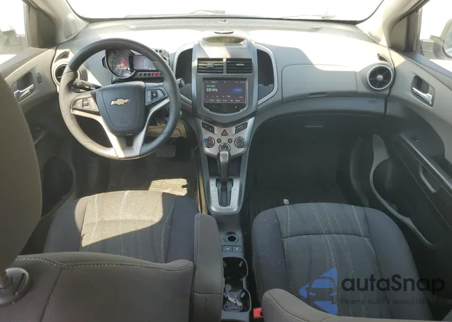 1G1JC5SB0F4198256: 69501375