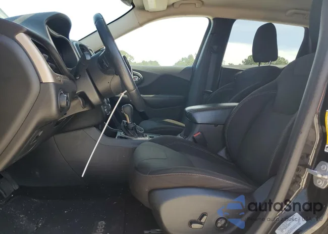 1C4PJLCB9FW711289: 70089024