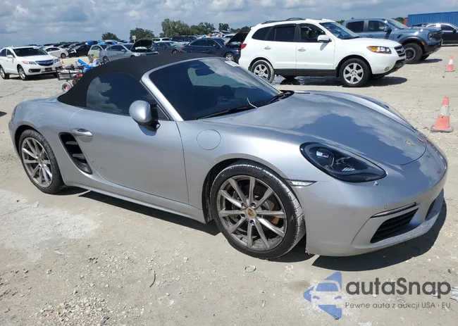 WP0CA2A81JS210302: 73794464