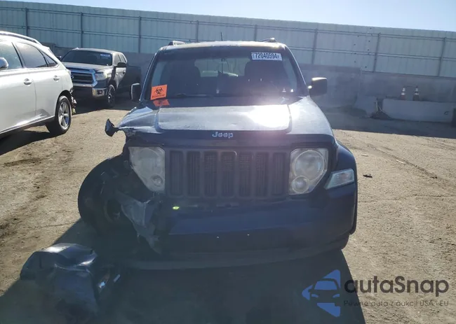 1C4PJMAK3CW153833: 72040594