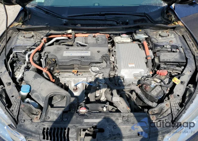 1HGCR6F73FA014618: 71465604