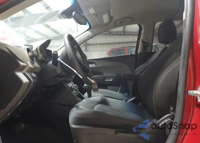 1G1JC6SB6D4242120: 73520464