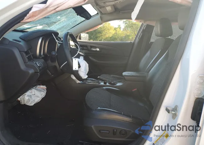 1G11E5SLXEF143464: 70876424