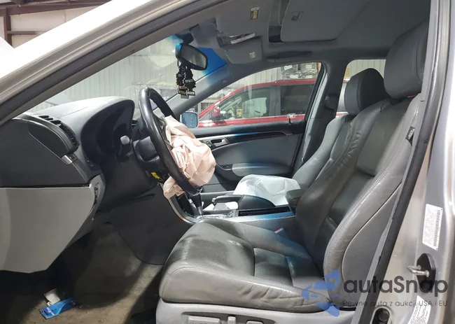 19UUA66256A012479: 47200975